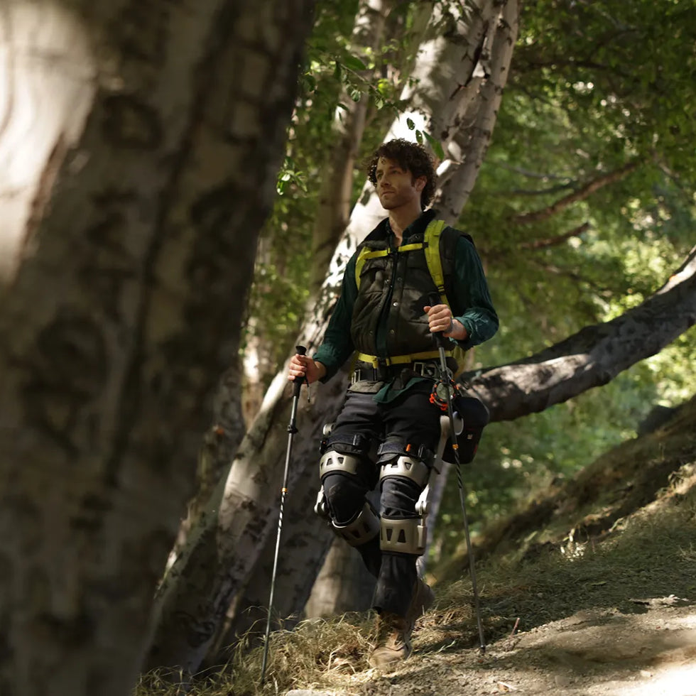 Hiking Knee Pain: Reasons Behind & How Exoskeletons Can Help